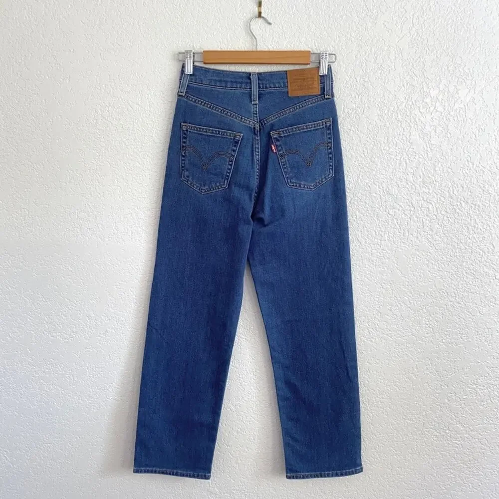 Levis timeless flattering